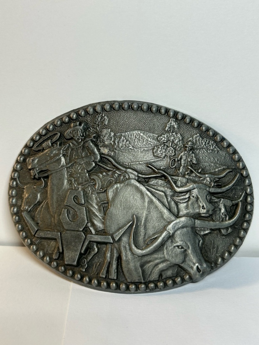 Western Longhorn Cattle Belt Buckle in Aged Silver Tone Unisex